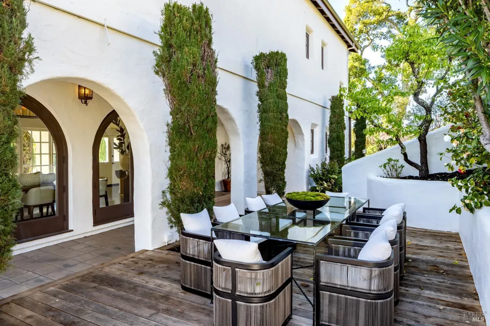 4377 Warm Springs Road Glen Ellen, CA 95442