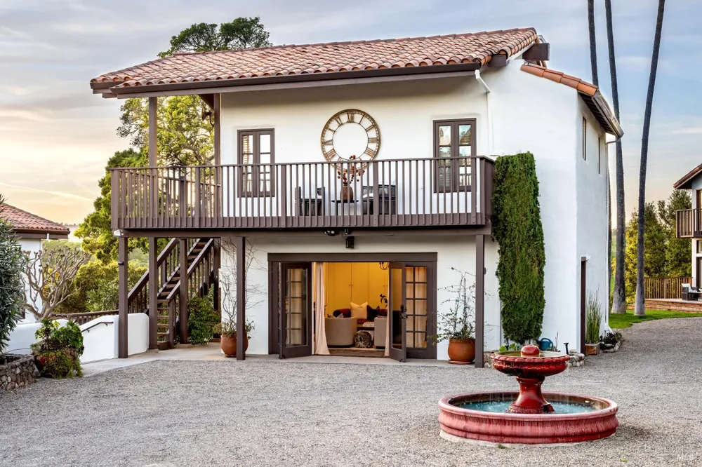 4377 Warm Springs Road Glen Ellen, CA 95442
