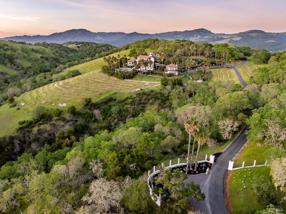 4377 Warm Springs Road Glen Ellen, CA 95442