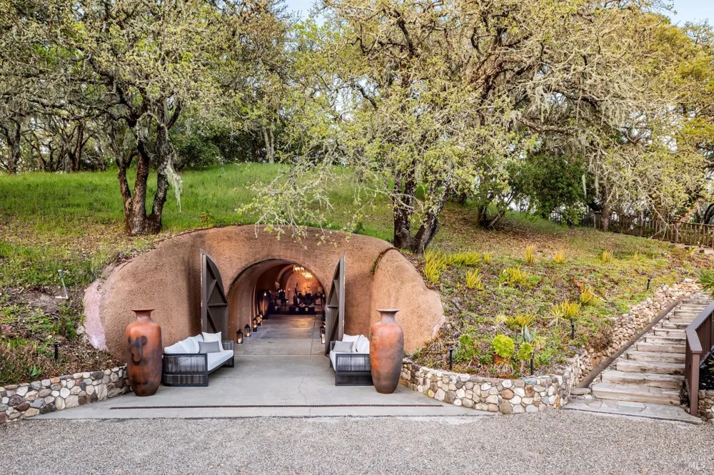 4377 Warm Springs Road Glen Ellen, CA 95442