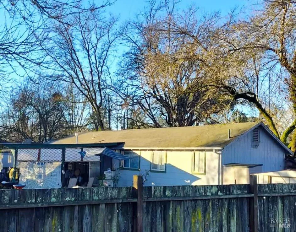 2166 Burbank Avenue Santa Rosa, CA 95407