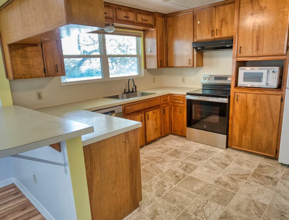 4641 Rio Drive Brazoria, TX 77422