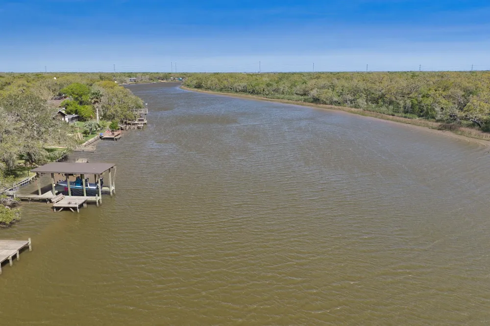 4641 Rio Drive Brazoria, TX 77422