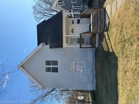 398 Saginaw Street