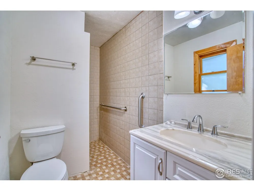 5511 Pioneer Road Boulder, CO 80301