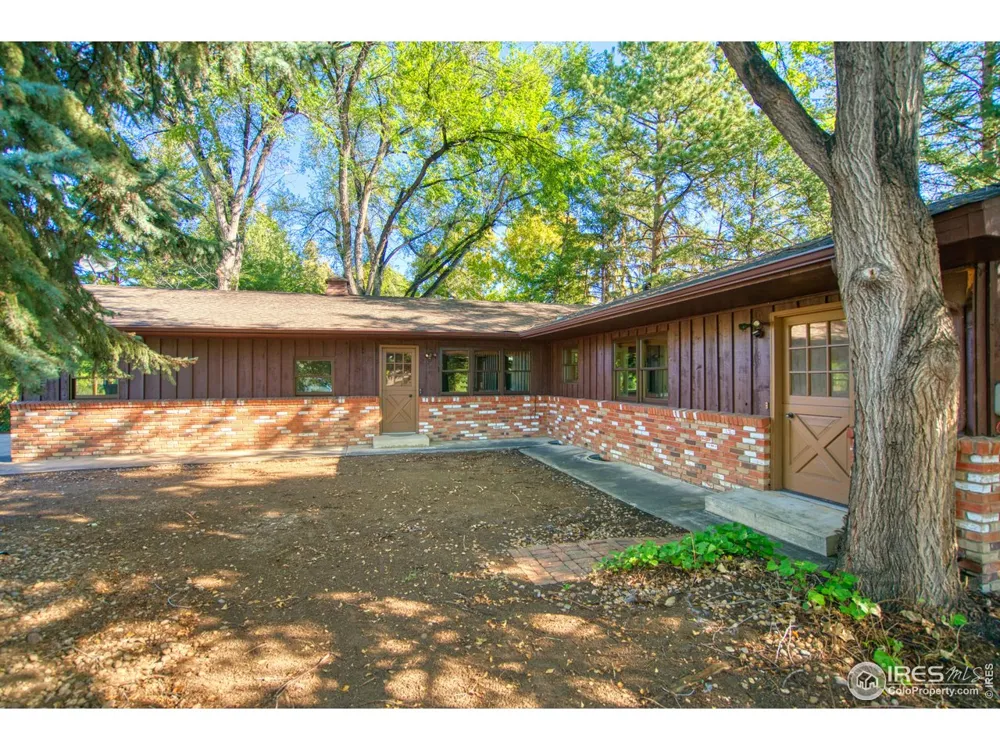 5511 Pioneer Road Boulder, CO 80301