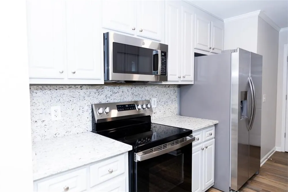 19 MOUNTAIN VIEW COURT Cartersville, GA 30120