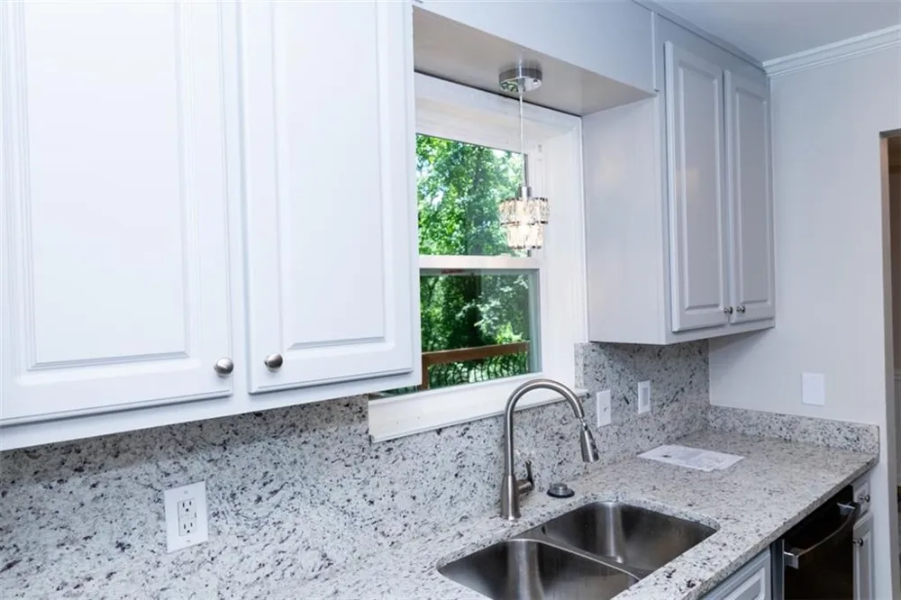 19 MOUNTAIN VIEW COURT Cartersville, GA 30120