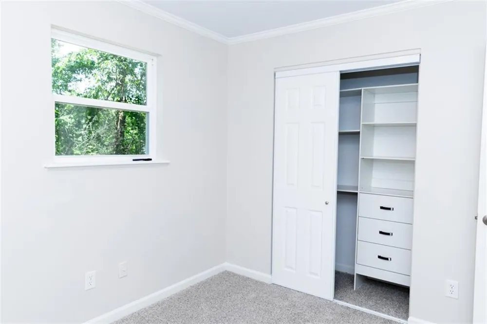 19 MOUNTAIN VIEW COURT Cartersville, GA 30120