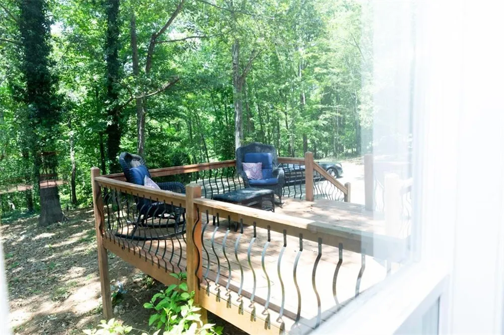 19 MOUNTAIN VIEW COURT Cartersville, GA 30120
