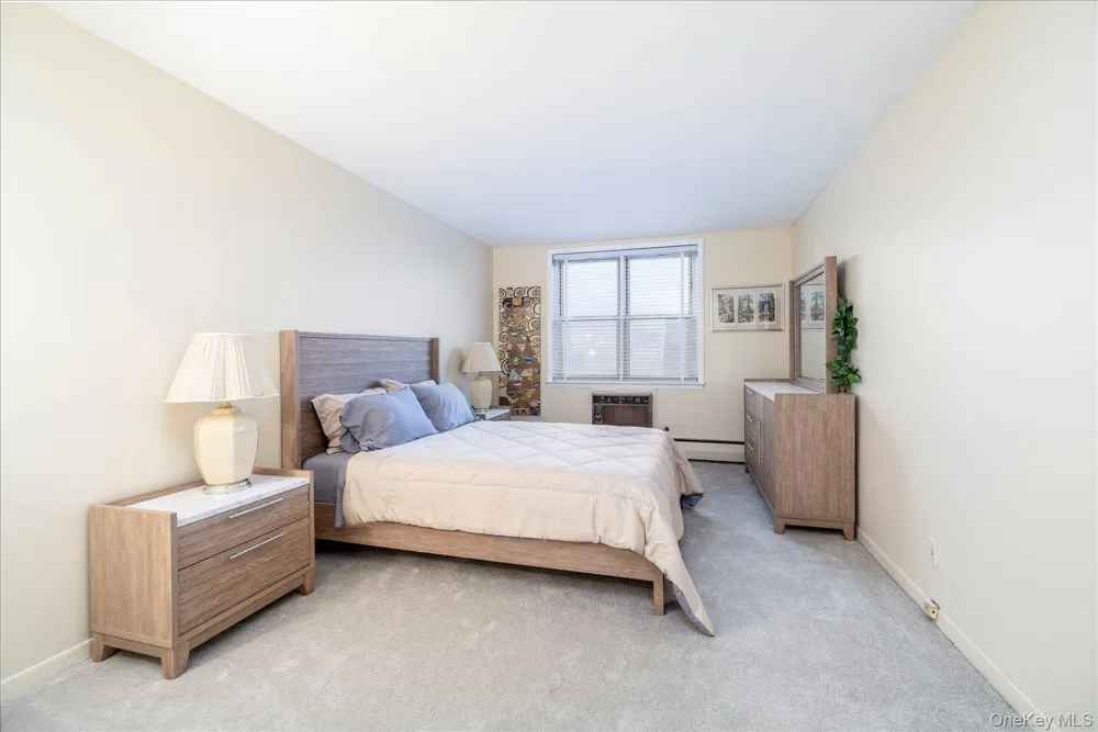 2 Fowler Avenue #211 Lynbrook, NY 11563