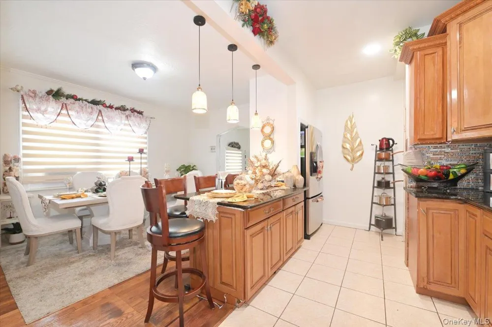13071 225th Street Laurelton, NY 11413