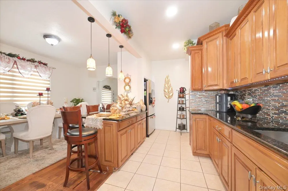 13071 225th Street Laurelton, NY 11413