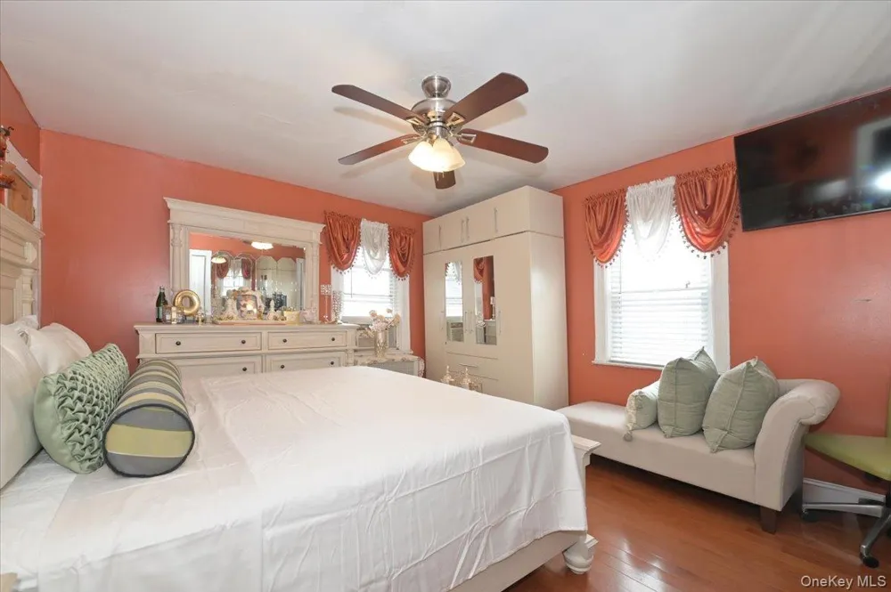 13071 225th Street Laurelton, NY 11413