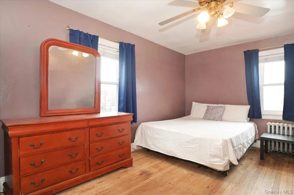 13071 225th Street Laurelton, NY 11413