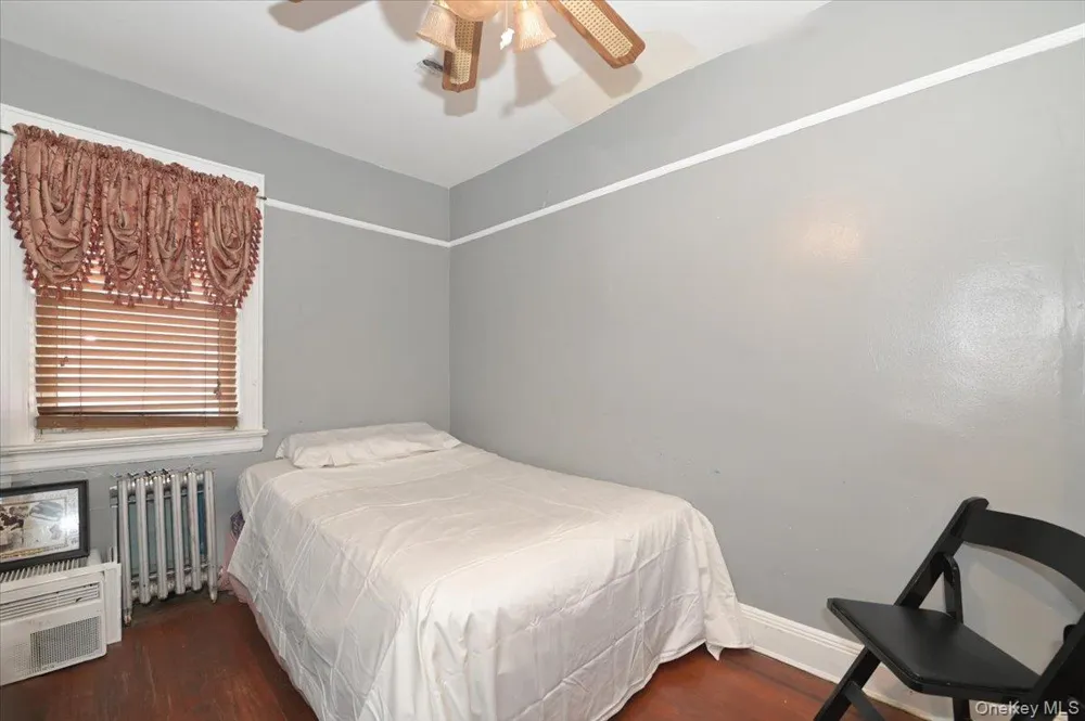 13071 225th Street Laurelton, NY 11413