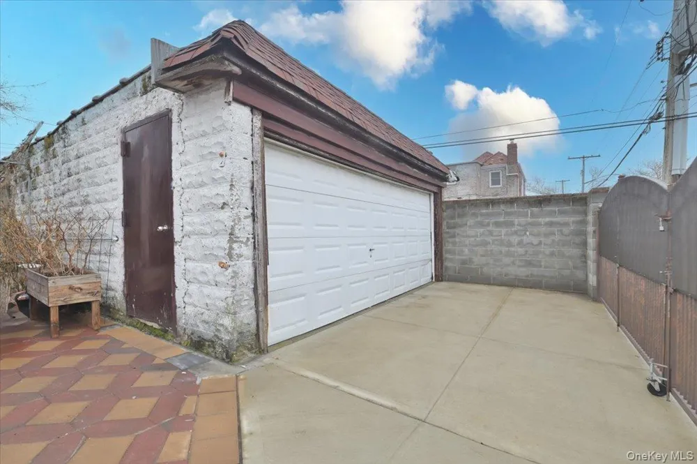 13071 225th Street Laurelton, NY 11413
