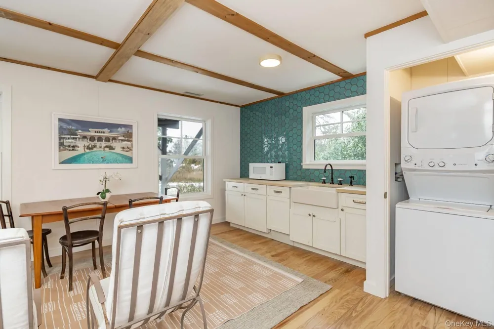 9 Helens Lane Southampton, NY 11968