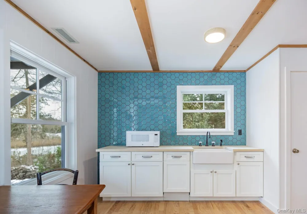 9 Helens Lane Southampton, NY 11968