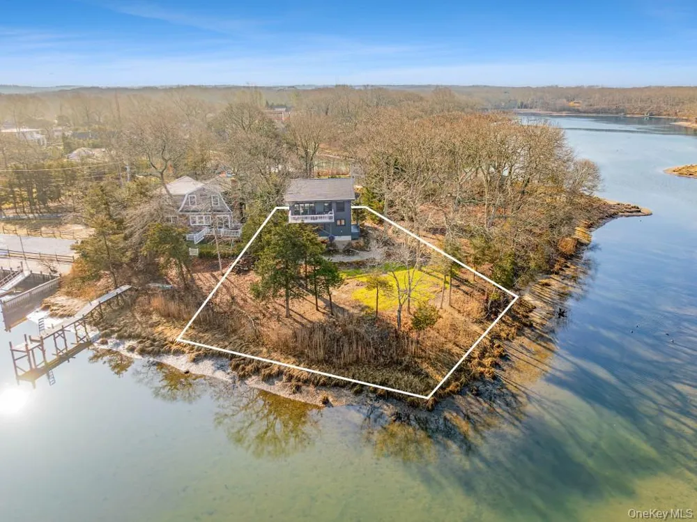 9 Helens Lane Southampton, NY 11968