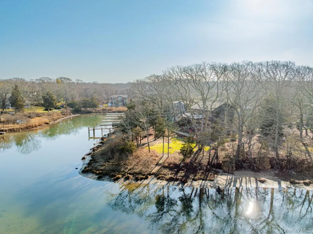 9 Helens Lane Southampton, NY 11968