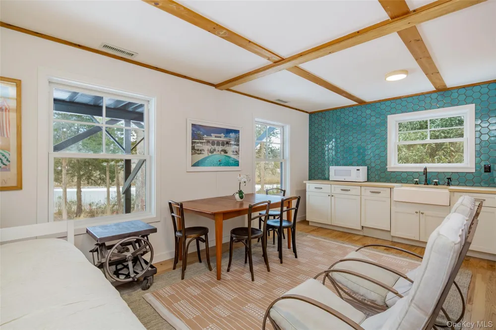 9 Helens Lane Southampton, NY 11968