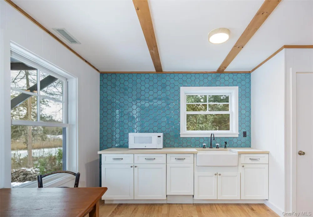 9 Helens Lane Southampton, NY 11968