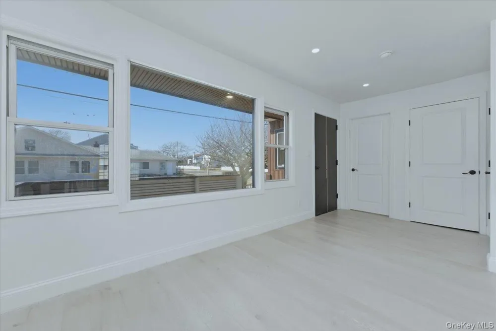 1895 Park Street Atlantic Beach, NY 11509