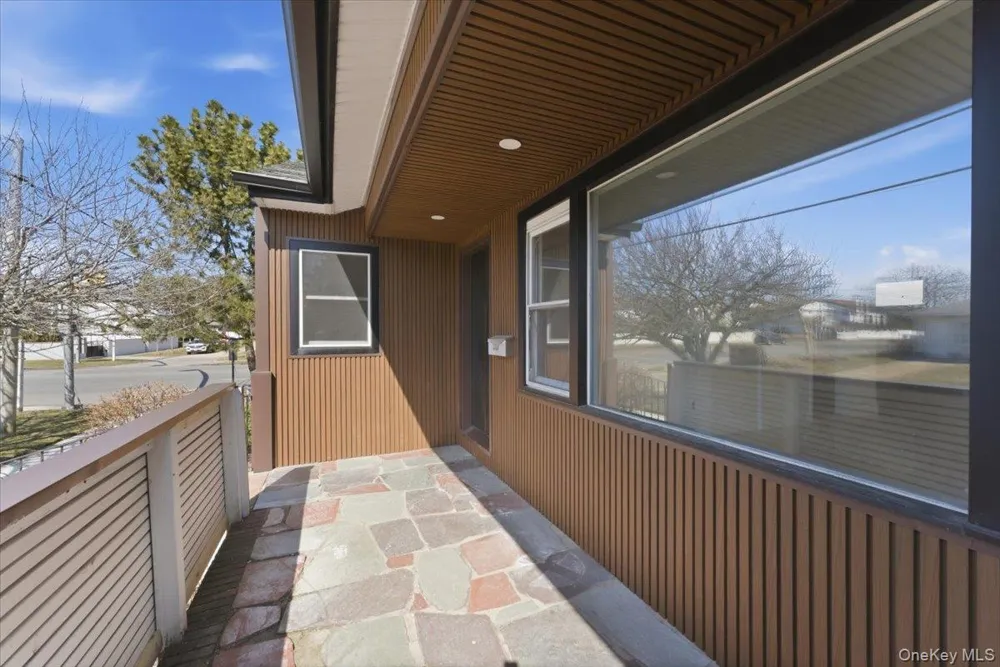 1895 Park Street Atlantic Beach, NY 11509