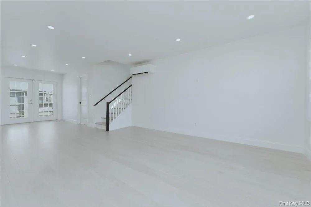 1895 Park Street Atlantic Beach, NY 11509
