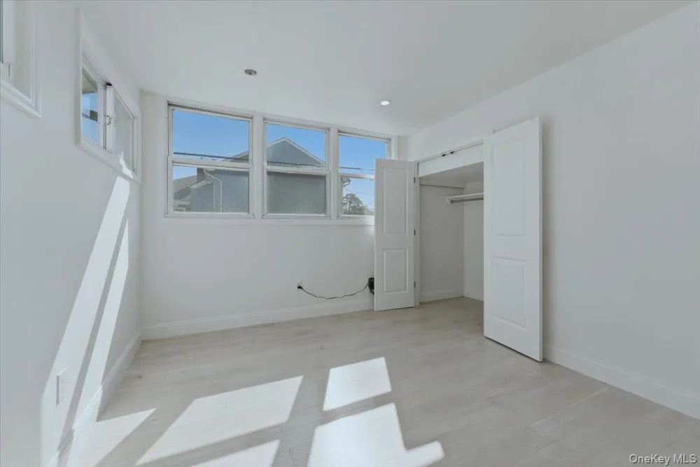 1895 Park Street Atlantic Beach, NY 11509