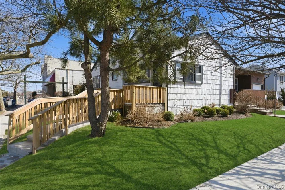 1895 Park Street Atlantic Beach, NY 11509