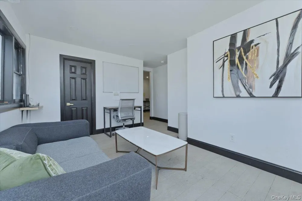 1895 Park Street Atlantic Beach, NY 11509