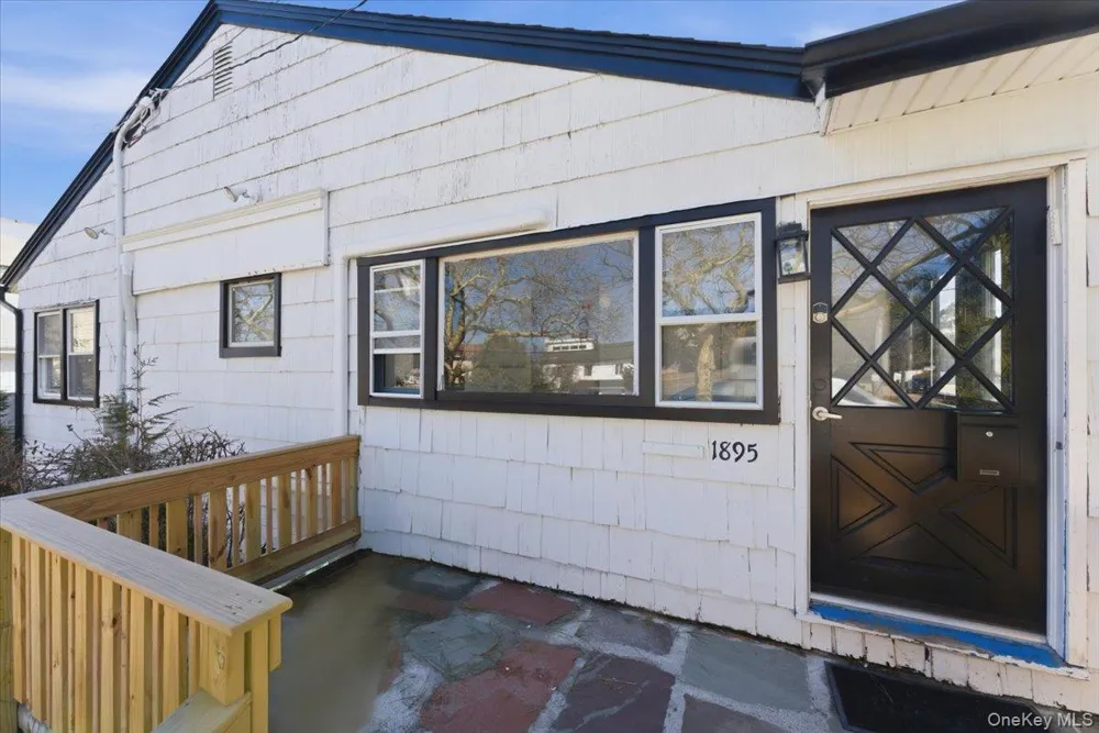 1895 Park Street Atlantic Beach, NY 11509