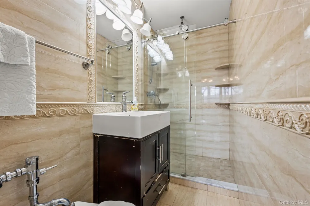 800 Cortelyou Road #3E Brooklyn, NY 11218