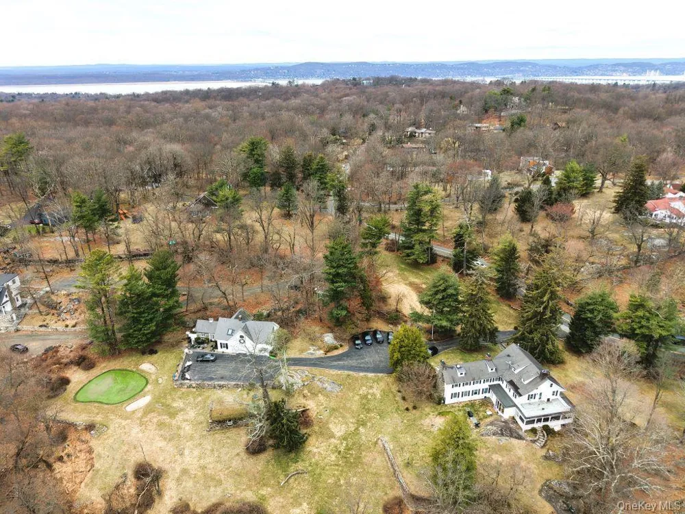 255 Mountain Road Irvington, NY 10533