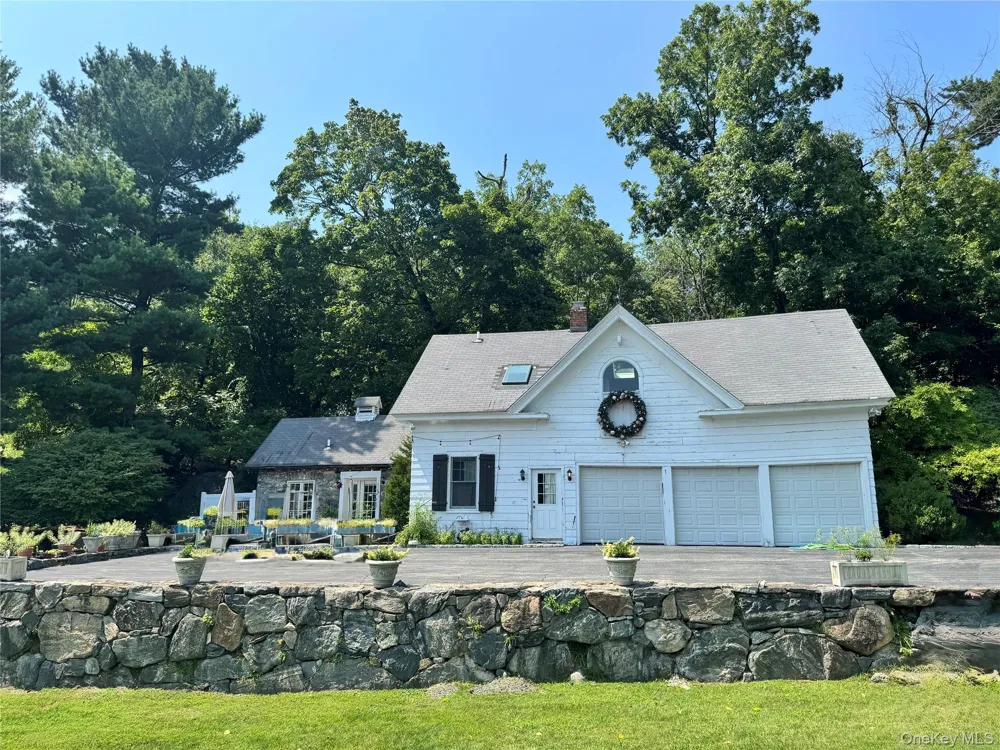 255 Mountain Road Irvington, NY 10533