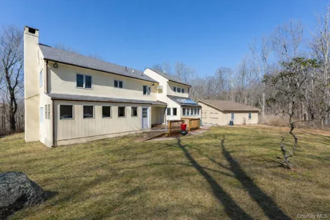 17 Highview Road