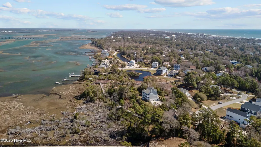 9814 Clarendon Drive Emerald Isle, NC 28594