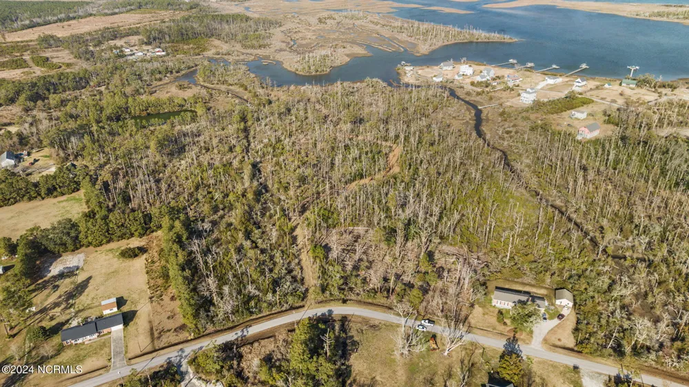 165 Goose Pond Road Marshallberg, NC 28553
