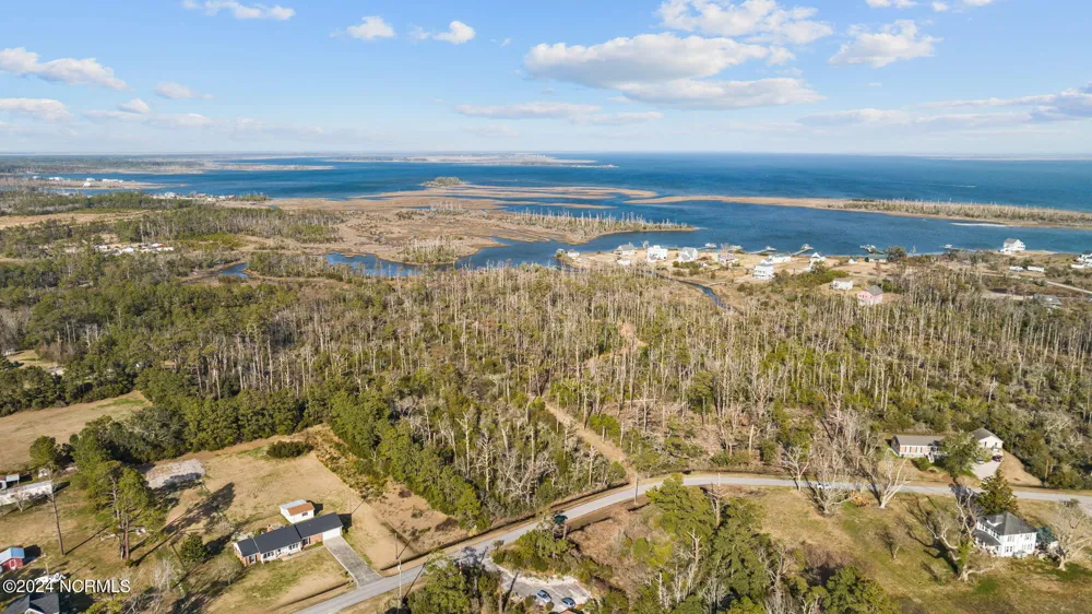 165 Goose Pond Road Marshallberg, NC 28553