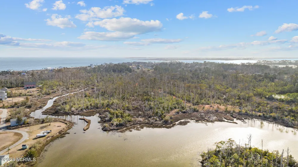165 Goose Pond Road Marshallberg, NC 28553