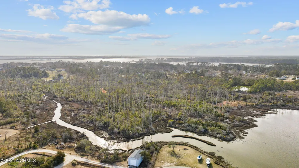 165 Goose Pond Road Marshallberg, NC 28553