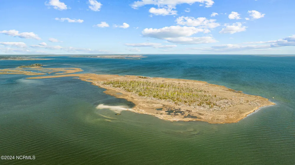 0 Bells Island Marshallberg, NC 28553