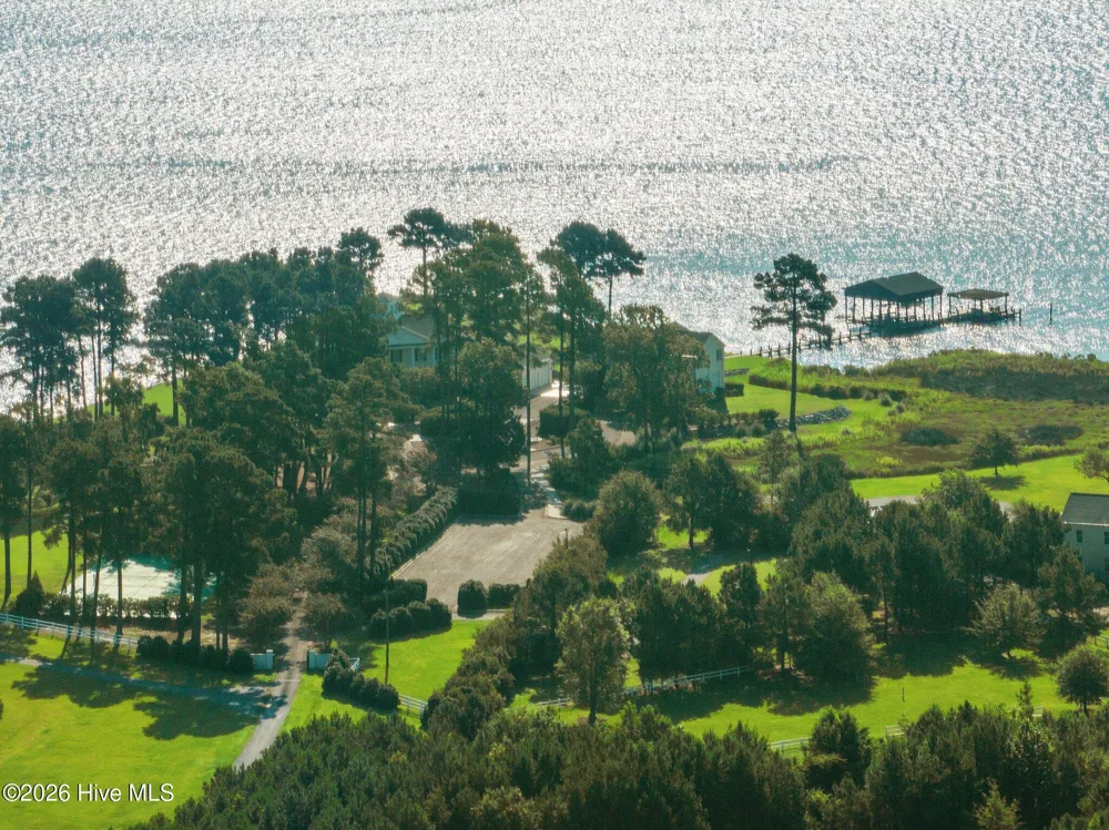220 Pungo Shores Drive Belhaven, NC 27810