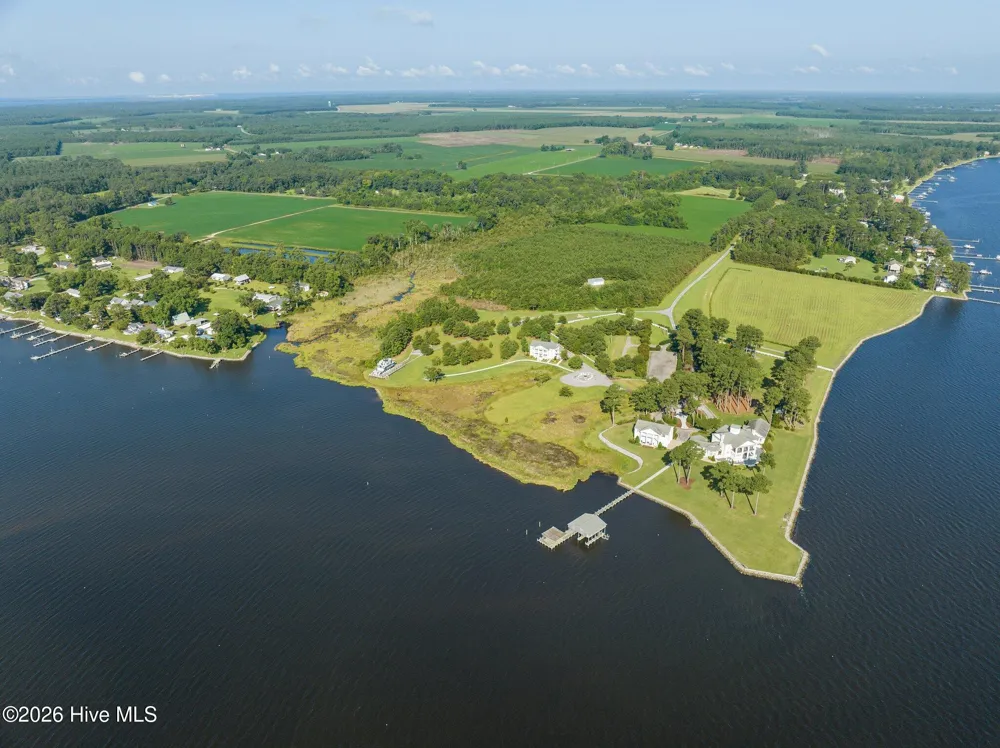 220 Pungo Shores Drive Belhaven, NC 27810