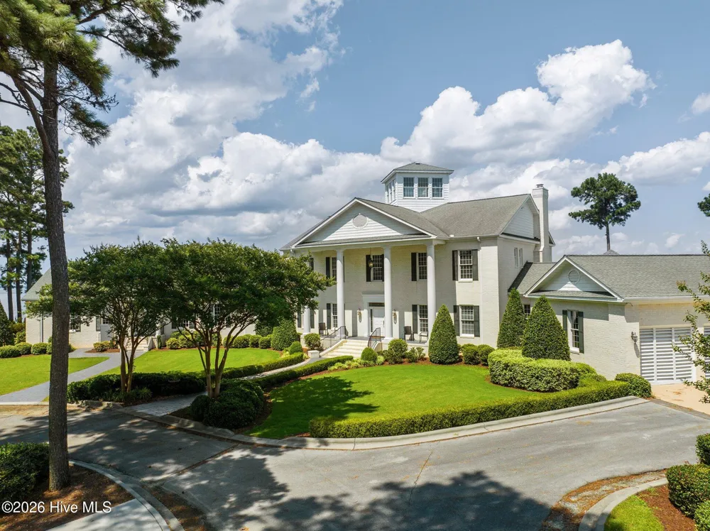 220 Pungo Shores Drive Belhaven, NC 27810