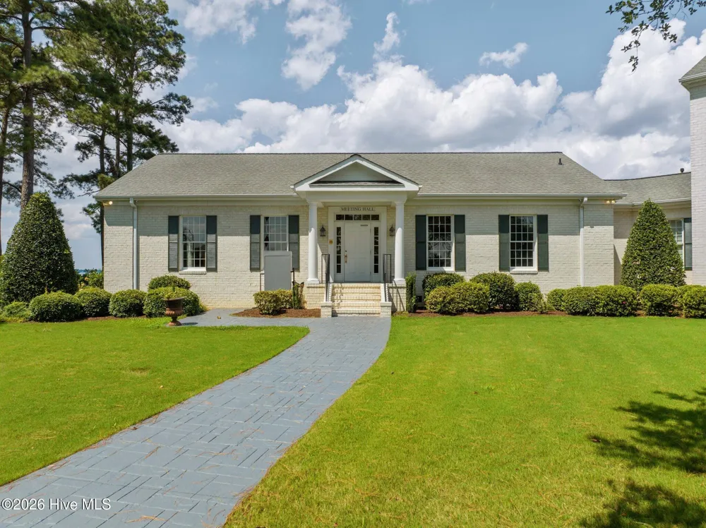 220 Pungo Shores Drive Belhaven, NC 27810