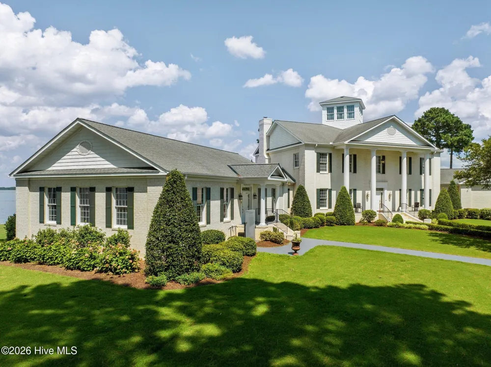 220 Pungo Shores Drive Belhaven, NC 27810