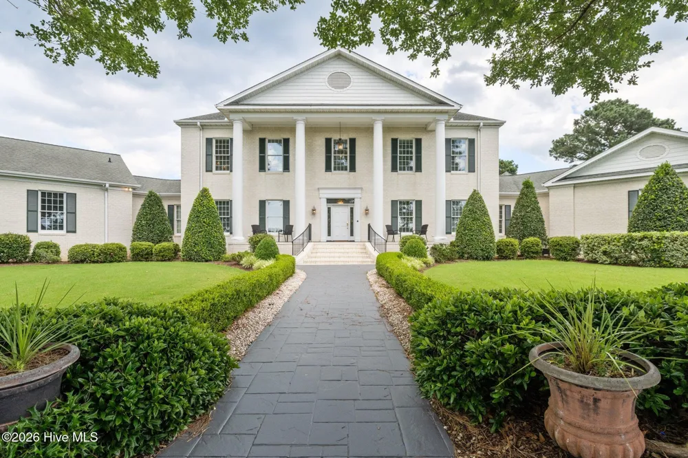220 Pungo Shores Drive Belhaven, NC 27810